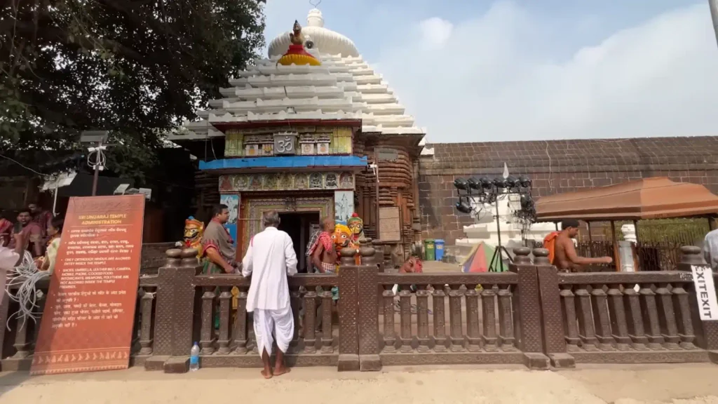 Lingaraj Temple timings and opening hours
