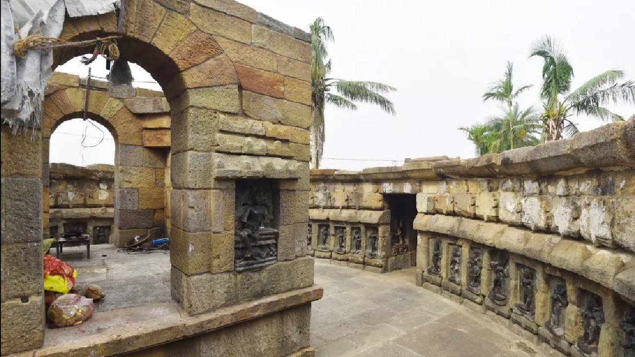 Hirapur Chausathiyogini Temple
