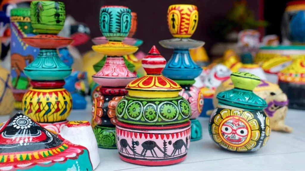 Traditional homes and craft spaces in Raghurajpur village, Odisha